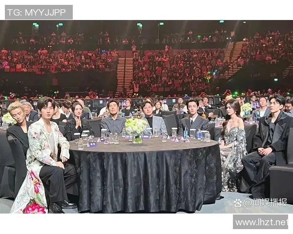 足球明星杨幂的个人简介与成就详解