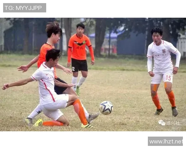 新疆U17足球队挑战德国青年队展现青春风采与竞技精神 新疆U17足球队挑战德国青年队展现青春风采与竞技精神